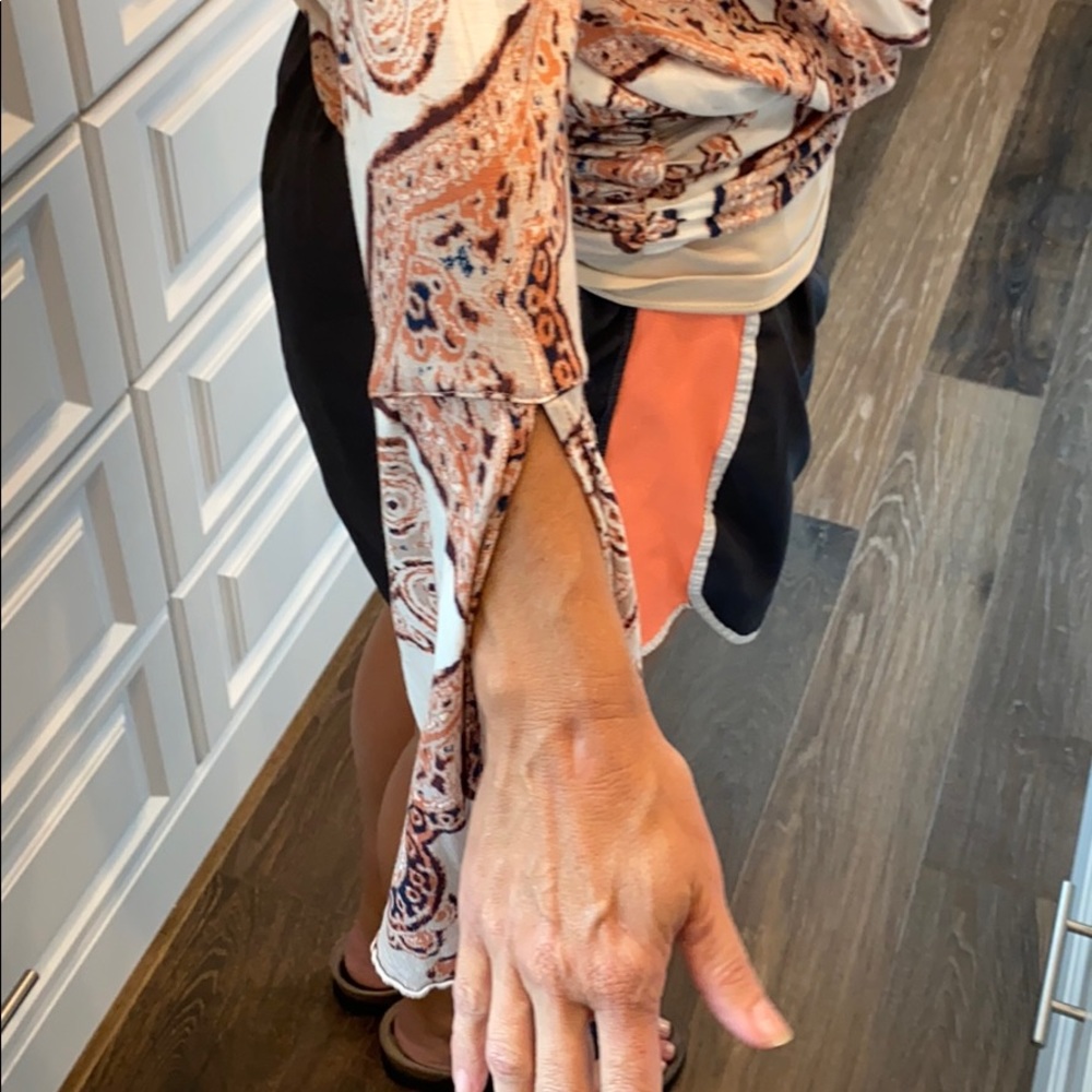 FREE PEOPLE top - Picture 2 of 4